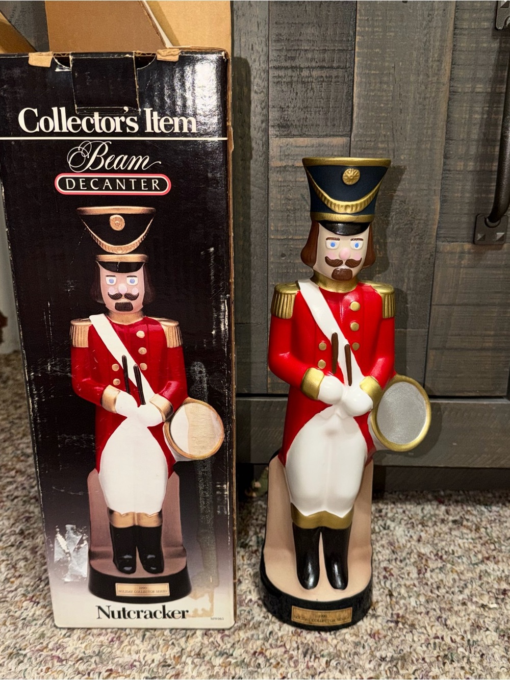 Jim Beam 1990 Holiday Collector Series‎ Nutcracker Drum Soldier Decanter EMPTY